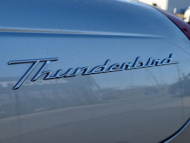 2005 Ford Thunderbird Base