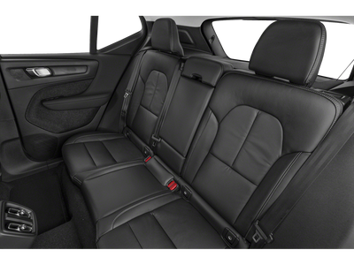2023 Volvo XC40 Plus Dark Theme