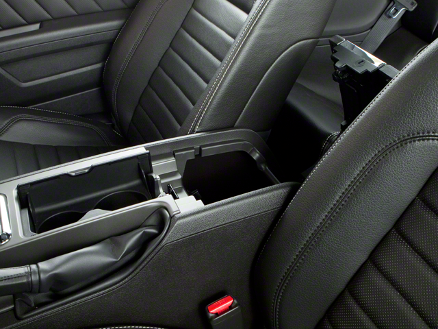 2011 Ford Mustang V6