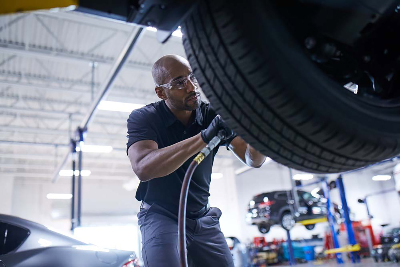 four-wheel alignment