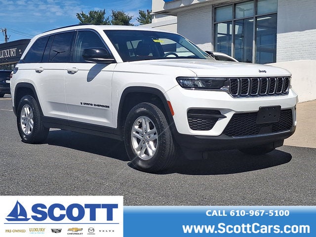 2023 Jeep Grand Cherokee Laredo