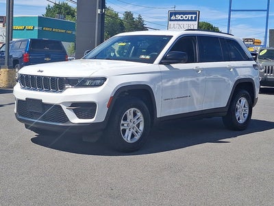 2023 Jeep Grand Cherokee Laredo