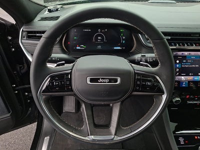 2022 Jeep Grand Cherokee 4xe Overland