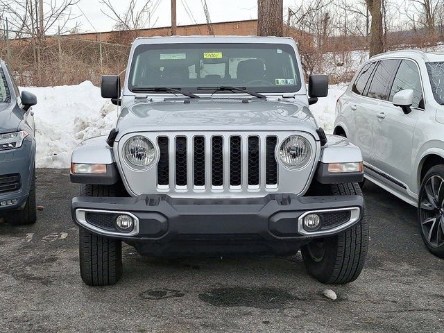 2022 Jeep Gladiator Overland