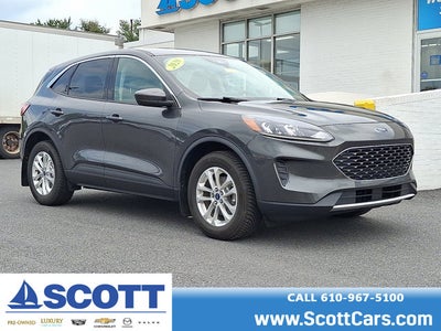 2020 Ford Escape SE