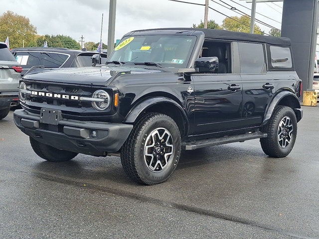 2023 Ford Bronco Outer Banks