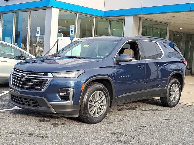 2023 Chevrolet Traverse LT Leather
