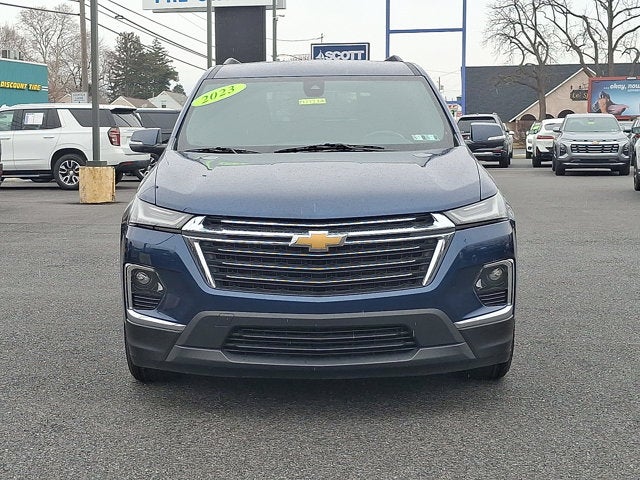 2023 Chevrolet Traverse LT Leather
