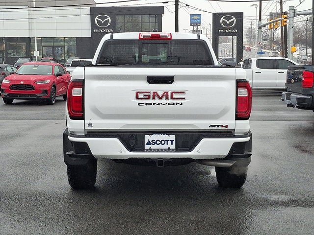 2025 GMC Canyon AT4
