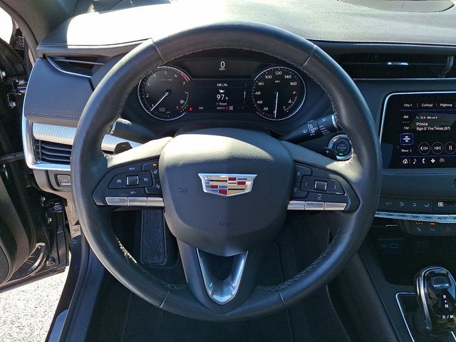 2023 Cadillac XT4 AWD Premium Luxury