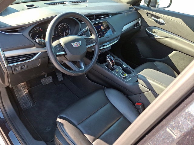 2023 Cadillac XT4 AWD Premium Luxury
