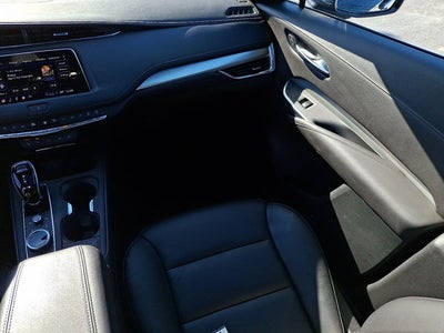 2023 Cadillac XT4 AWD Premium Luxury