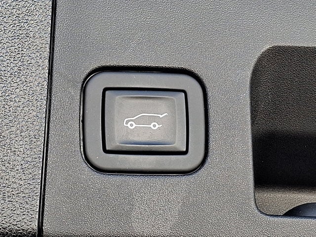 2023 Cadillac XT4 AWD Premium Luxury