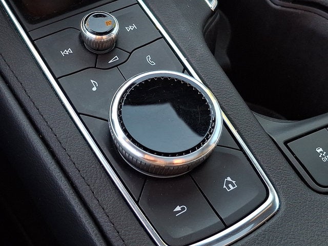 2023 Cadillac XT4 AWD Premium Luxury