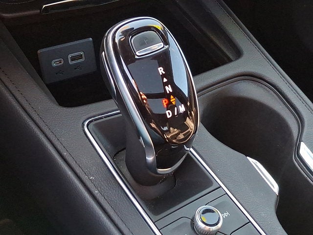 2023 Cadillac XT4 AWD Premium Luxury