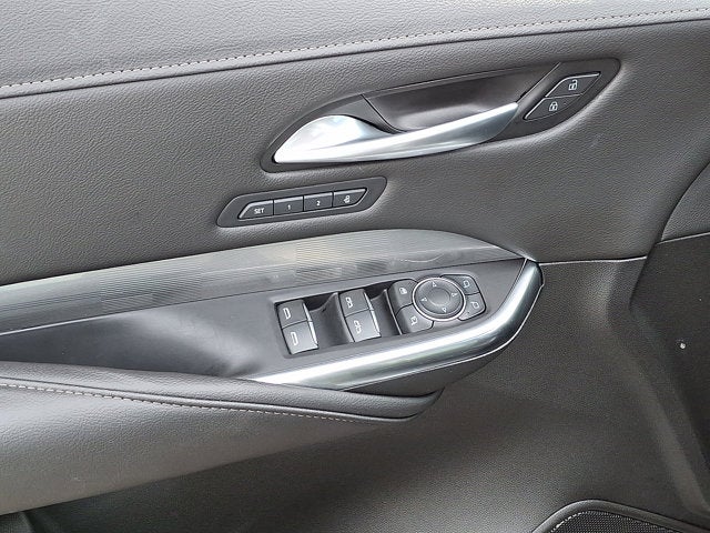 2025 Cadillac XT4 AWD Premium Luxury