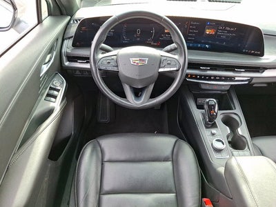 2025 Cadillac XT4 AWD Premium Luxury