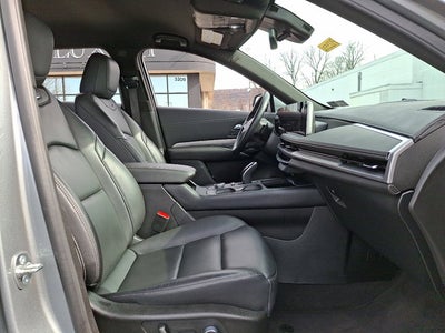 2025 Cadillac XT4 AWD Premium Luxury