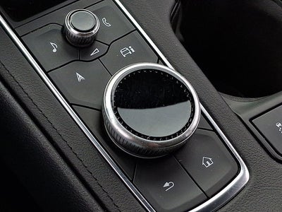 2025 Cadillac XT4 AWD Premium Luxury