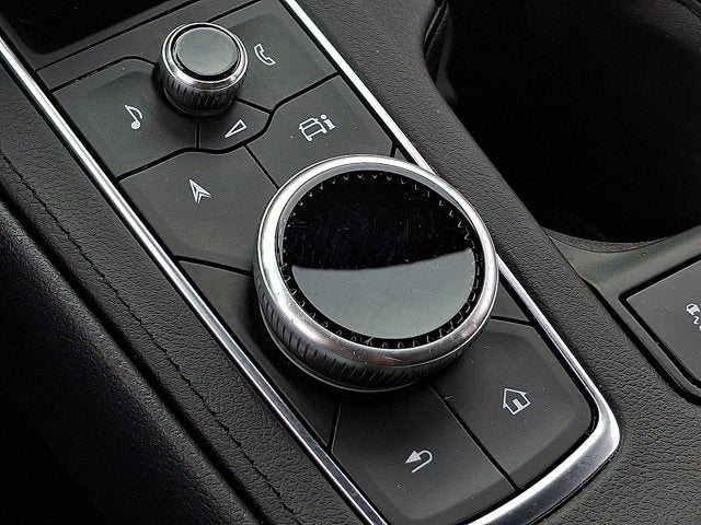 2025 Cadillac XT4 AWD Premium Luxury