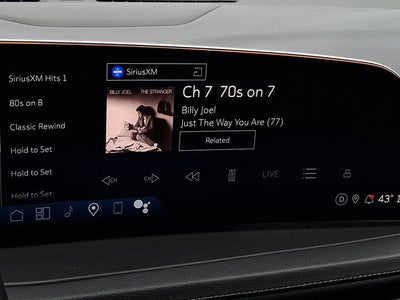 2025 Cadillac XT4 AWD Premium Luxury