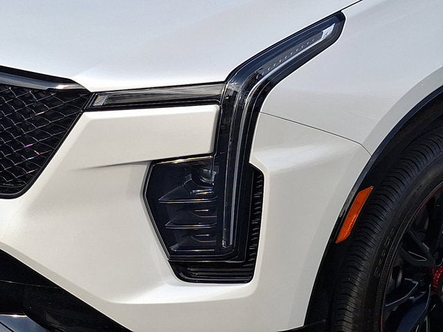 2025 Cadillac XT4 AWD Sport