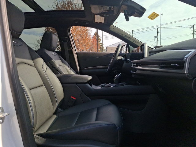 2025 Cadillac XT4 AWD Sport