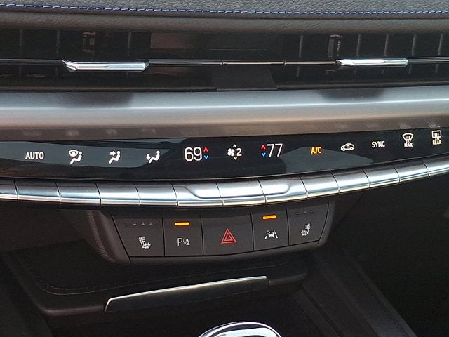 2025 Cadillac XT4 AWD Sport