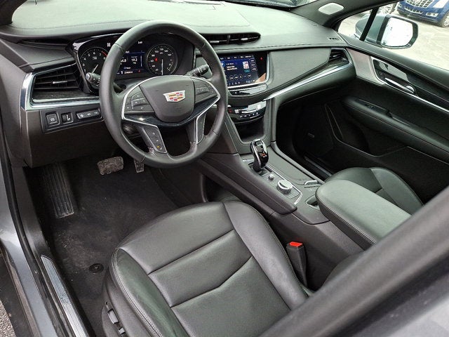 2022 Cadillac XT5 AWD Premium Luxury