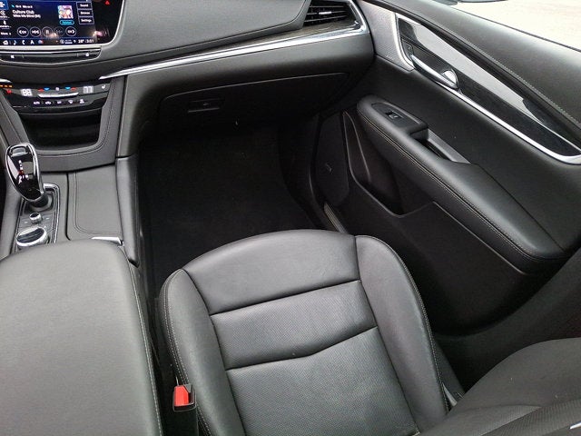 2022 Cadillac XT5 AWD Premium Luxury