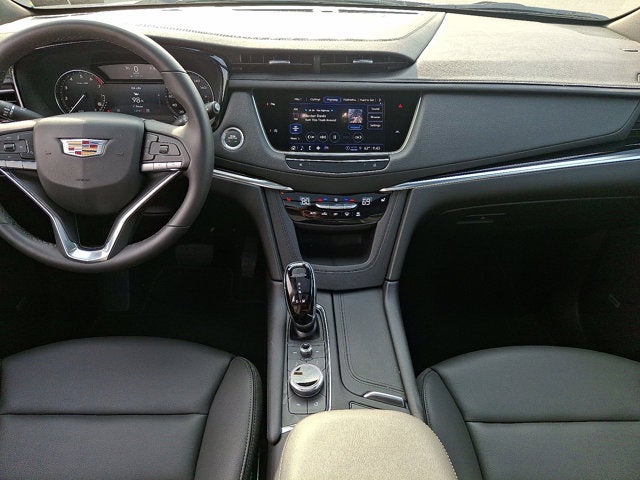 2025 Cadillac XT6 AWD Luxury