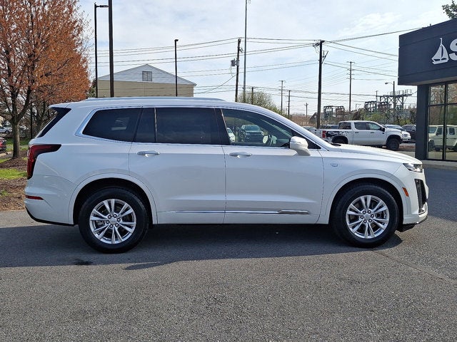 2025 Cadillac XT6 AWD Luxury