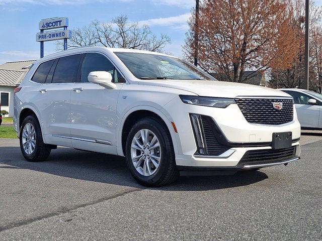 2025 Cadillac XT6 AWD Luxury