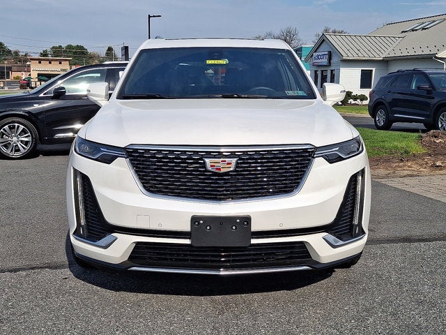 2025 Cadillac XT6 AWD Luxury