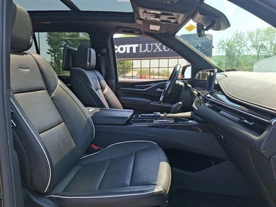 2023 Cadillac Escalade 4WD Sport