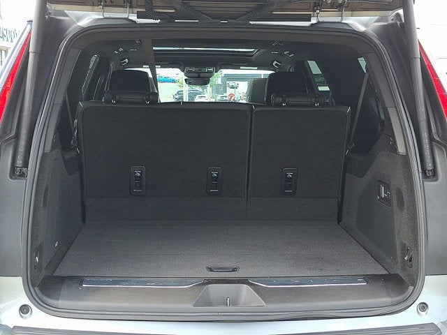 2024 Cadillac Escalade ESV 4WD Premium Luxury