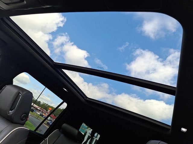 2024 Cadillac Escalade ESV 4WD Premium Luxury