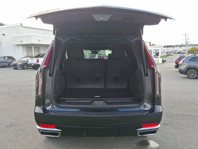 2024 Cadillac Escalade ESV 4WD Premium Luxury