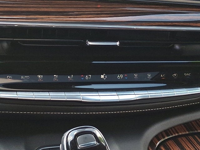 2024 Cadillac Escalade ESV 4WD Premium Luxury