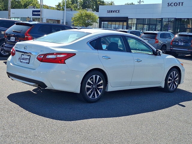 2016 Nissan Altima 2.5 SV