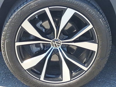 2024 Volkswagen Atlas Cross Sport 2.0T SEL Premium R-Line