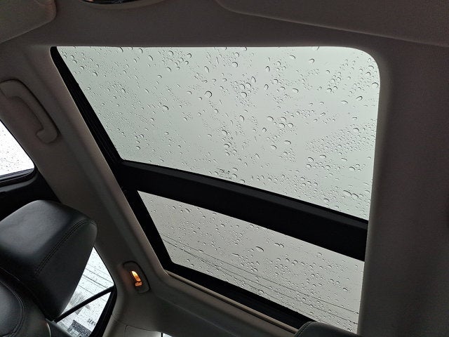 2015 Chrysler 300 Limited