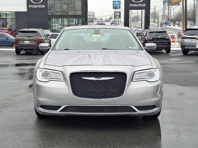 2015 Chrysler 300 Limited