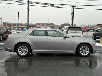 2015 Chrysler 300 Limited