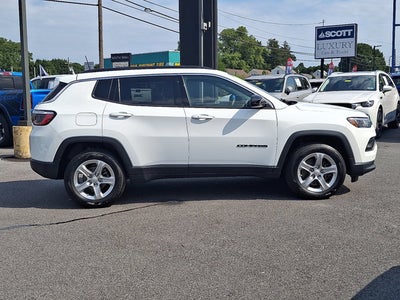 2023 Jeep Compass Latitude