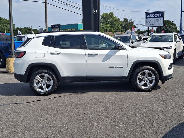 2023 Jeep Compass Latitude
