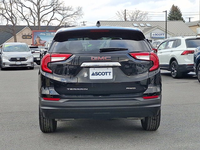 2022 GMC Terrain SLE