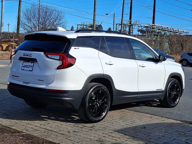 2022 GMC Terrain SLT