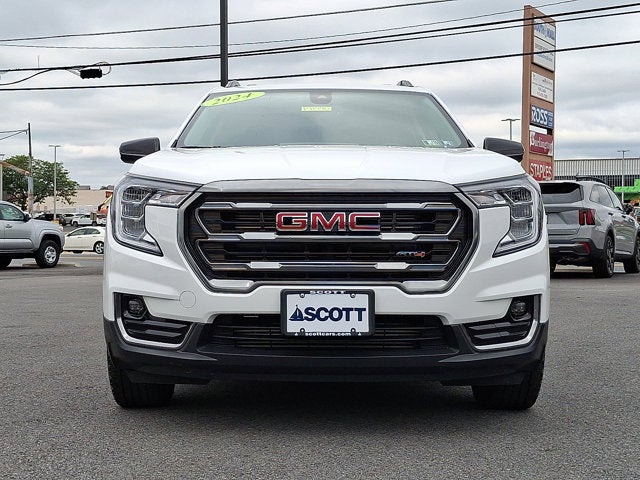 2024 GMC Terrain AT4