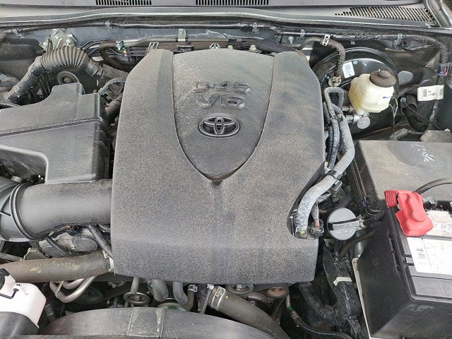 2022 Toyota Tacoma 4WD SR5